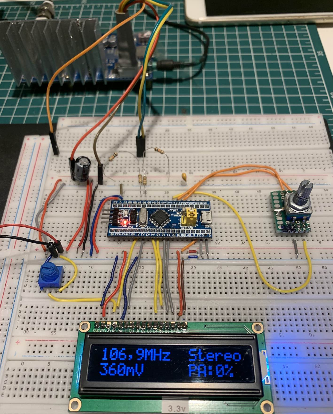 STM32, LCD16x2, Encoder and QN8066 prototype 1
